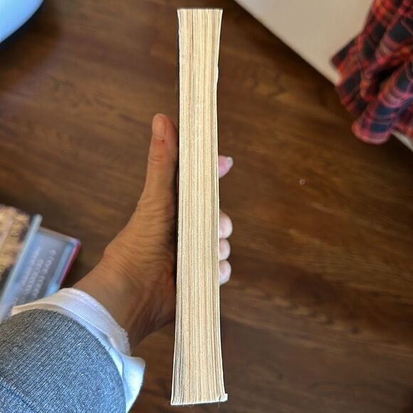 The Pull of The Moon by Elizabeth Berg - Picture 4 of 6